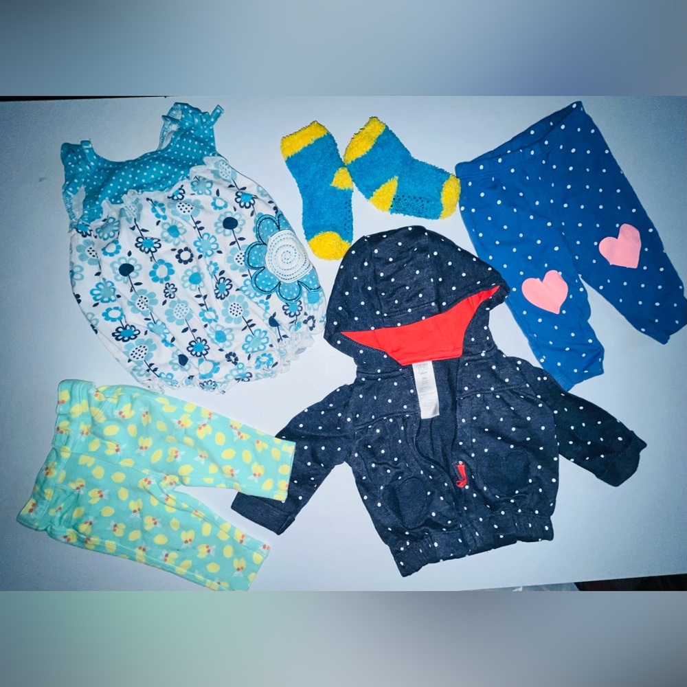 # 20 LOT Baby Girl 5 Items Bundle 0-3, 3 Month Old. Mixed Brands Please See Pic